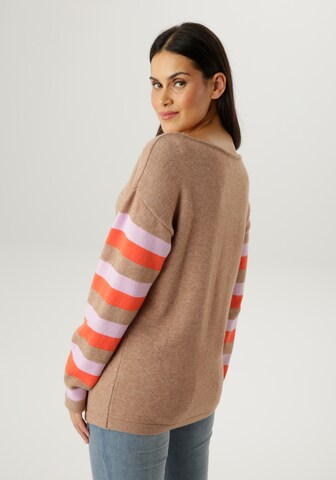 Aniston SELECTED Pullover in Braun
