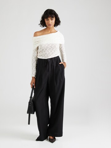 Wide leg Pantaloni con pieghe 'Katarin' di MSCH COPENHAGEN in nero