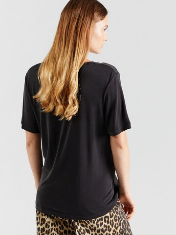 T-shirt 'Columbine' SOAKED IN LUXURY en noir