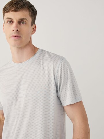 Tricou funcțional de la Next pe gri