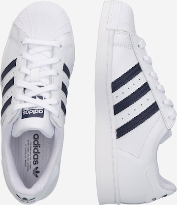 ADIDAS ORIGINALS Σνίκερ χαμηλό 'Superstar' σε λευκό