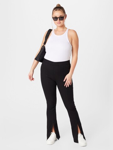 Flared Jeggings 'PAIGE' di ONLY Curve in nero