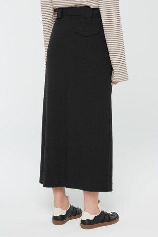 SENSES.THE LABEL Skirt in Black
