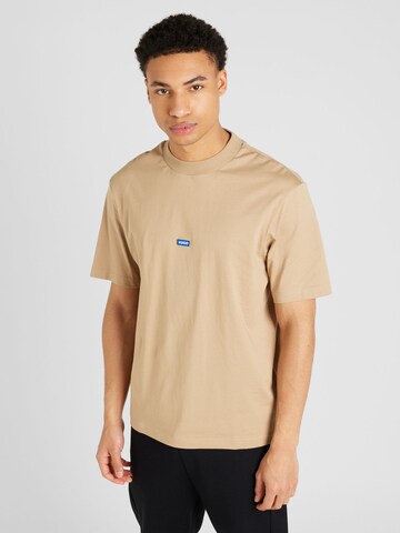 T-Shirt 'Nieros' HUGO en beige : devant