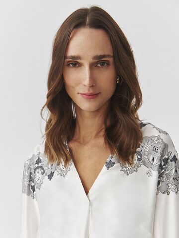 TATUUM Blouse 'VOVA 1' in Wit