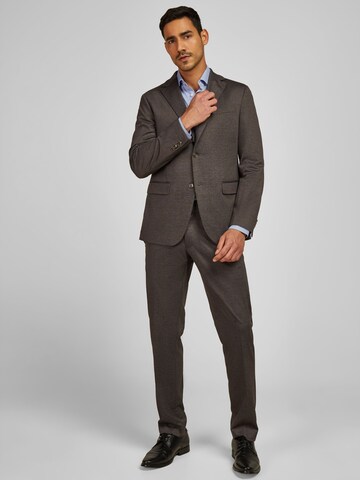 HECHTER PARIS Regular Suit in Brown