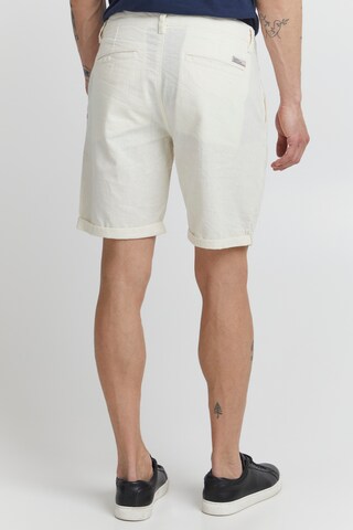 BLEND Regular Shorts in Weiß
