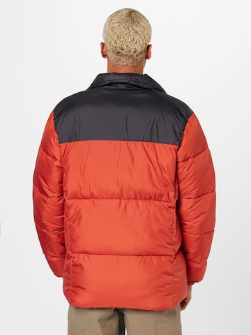 COLUMBIA Kültéri kabátok 'Puffect II' - piros