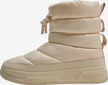 Karl Kani Snow boots in Beige