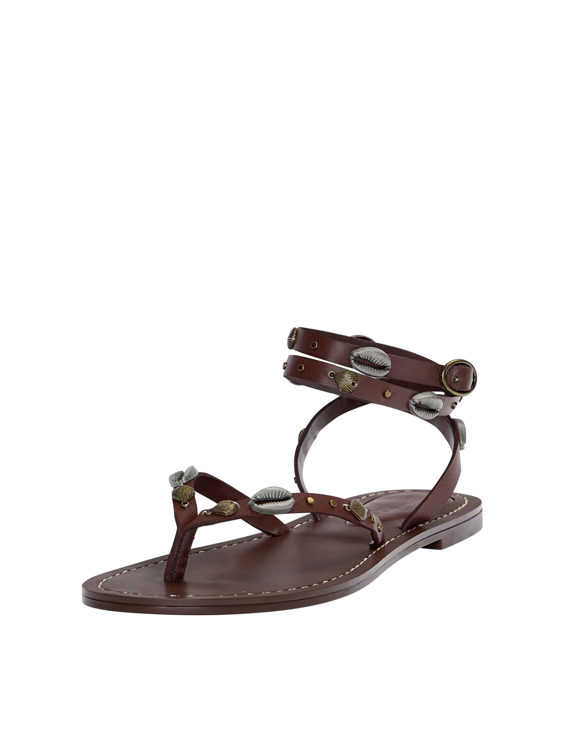 Flip-flops de la Pull&Bear pe maro: față