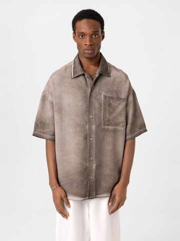 Fit confort Chemise Dandalo en marron : devant