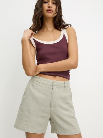Pull&Bear Wide leg Trousers in Grey: front