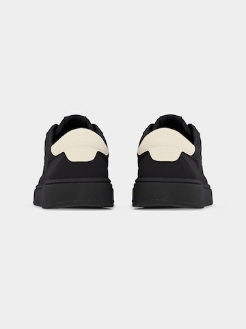 Sneaker bassa 'Neston' di HUGO in nero