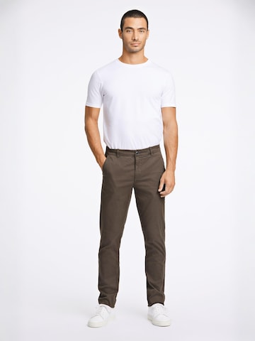 Coupe slim Pantalon chino Lindbergh en marron