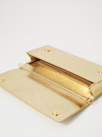 Pochette Love Moschino en or