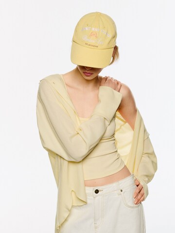 Bershka Keps i gul