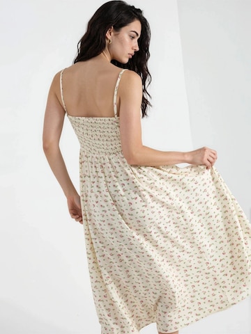Hiccup Dress in White