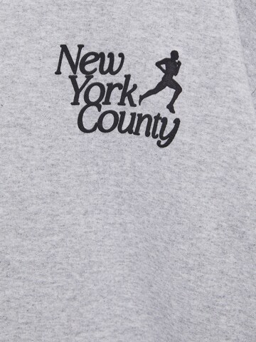 Pull&Bear Sweatshirt in Grau