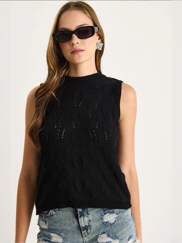 Top in maglia di Bianco Lucci in nero