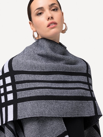 Ulla Popken Cape in Grey