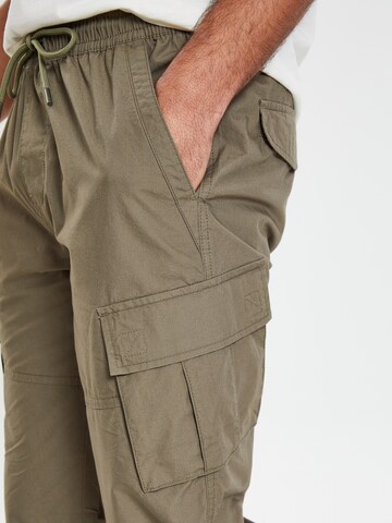 Threadbare Regular Cargobroek 'Bruce' in Groen