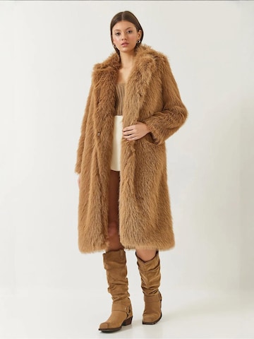 Manteau d’hiver Bianco Lucci en marron