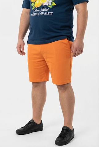 Men Plus Regular Trousers 'Bermuda' in Orange