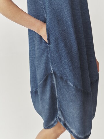 TATUUM - Vestido 'TANA' en azul