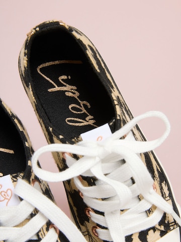 Sneaker di Lipsy in beige