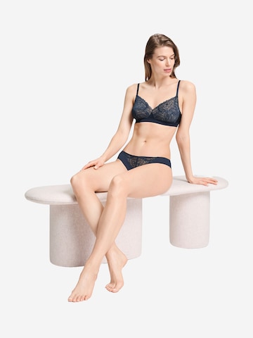 Slip ' Azelia ' Hanro en bleu