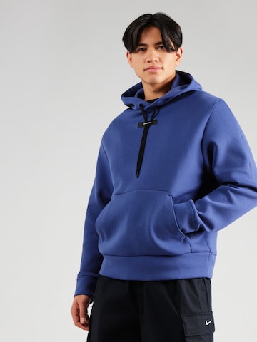 On Sweatshirt 'Focus Tech' in Blue: front