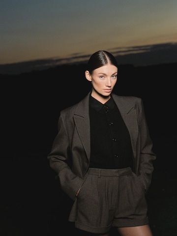 RÆRE by Lorena Rae - Colete em preto