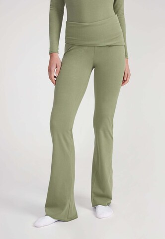 Style Republic Regular Leggings in Groen: voorkant