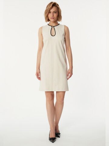 Ana Alcazar Jurk 'Zassy' in Wit