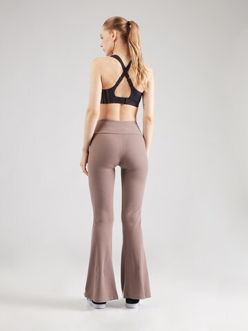 Flared Leggings 'Essentials' di ADIDAS ORIGINALS in beige