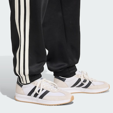 Effilé Pantalon de sport 'Stadium' ADIDAS SPORTSWEAR en noir