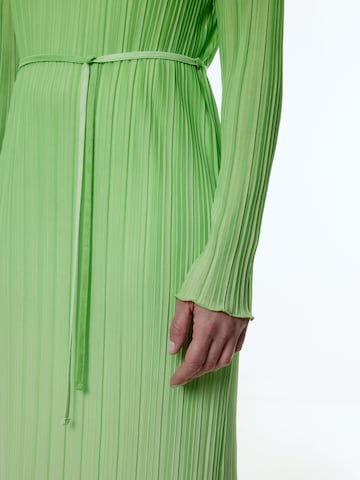 EDITED Dress 'Mika' in Green