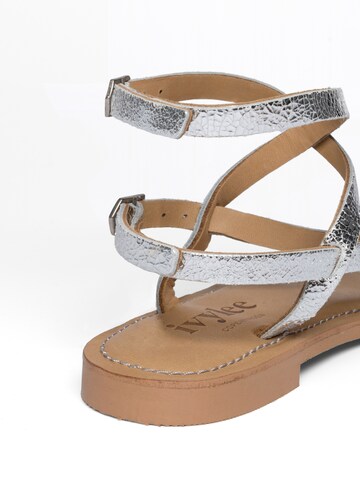 Ivylee Copenhagen Sandals 'Olive' in Silver