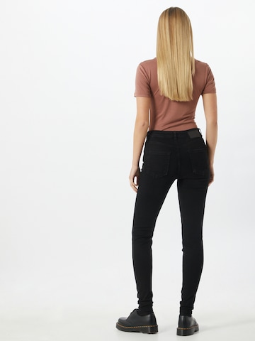 PIECES Jeans 'Delly' in Black