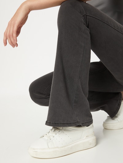 VILA Jeans i svart denim, Produktvisning