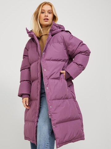 Manteau d’hiver 'Carol' JJXX en violet : devant