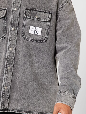 Calvin Klein Jeans Comfort fit Button Up Shirt in Grey