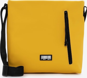 Emily & Noah Shoulder Bag 'Kairo' in Yellow: front