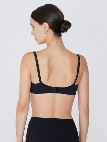 Tezenis T-shirt Bra in Black