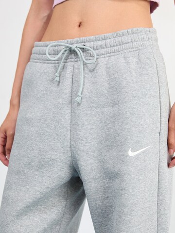 Nike Sportswear Обычный Штаны 'PHNX FLC' в Серый