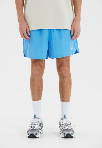 SOS Regular Shorts 'Whitsunday' in Blau: predná strana