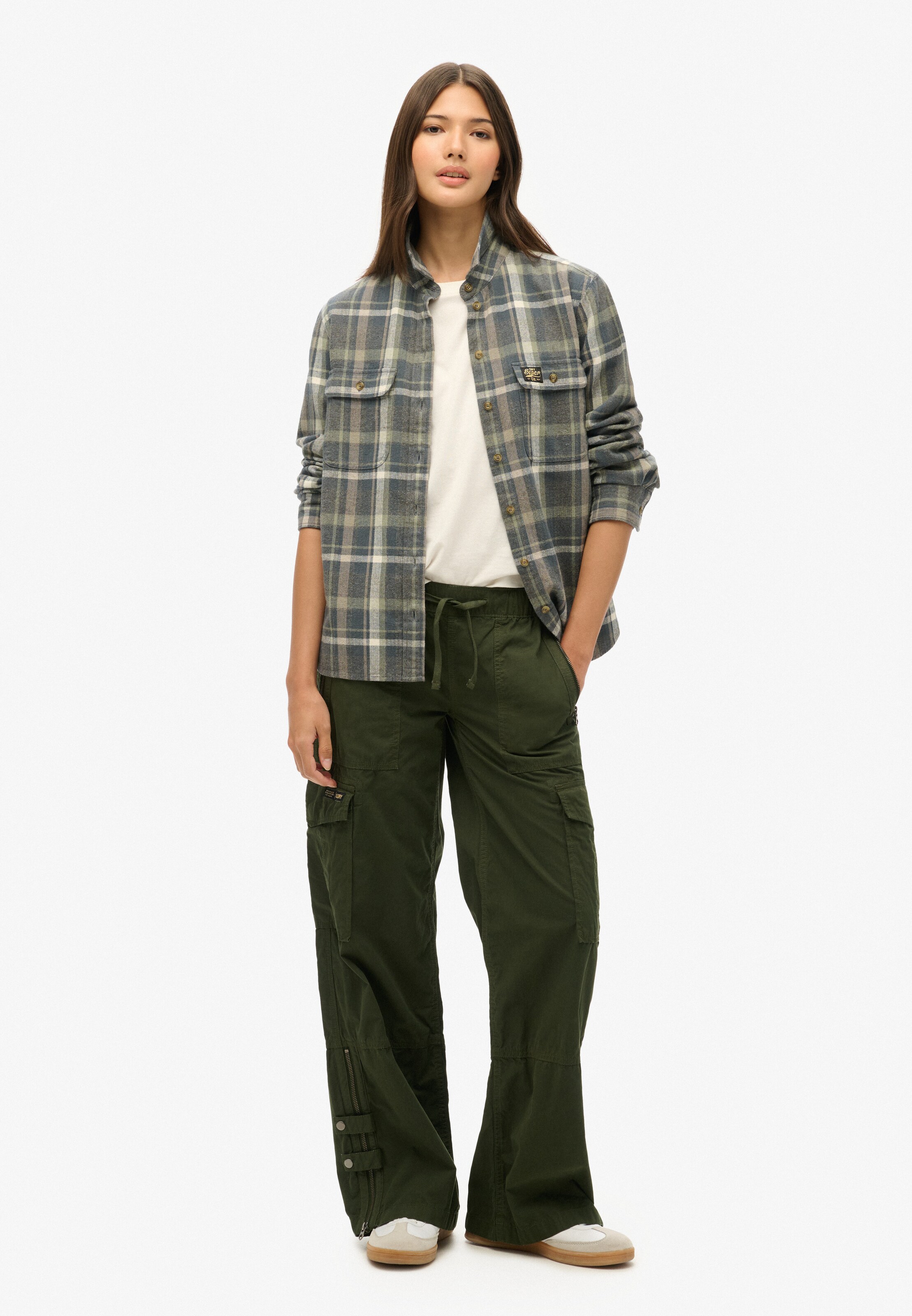 Superdry Wide leg Cargo Pants in Green