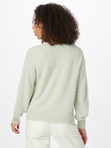 NEW LOOK Sweater in Green