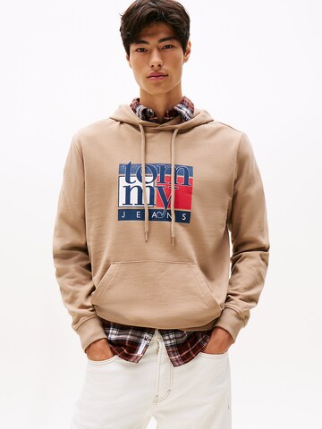 Tommy Jeans Sweatshirt in Bruin: voorkant