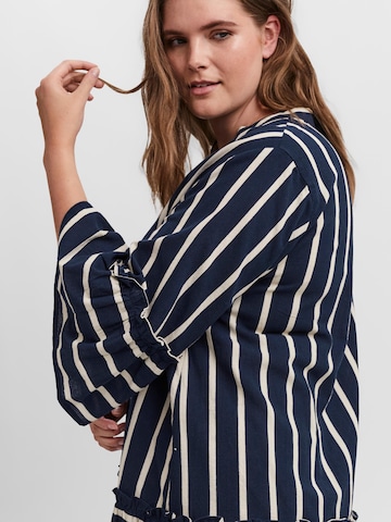 Abito camicia 'Afua' di Vero Moda Curve in blu